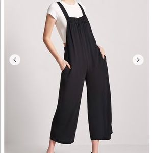 NWT Wide Leg Jumpsuit